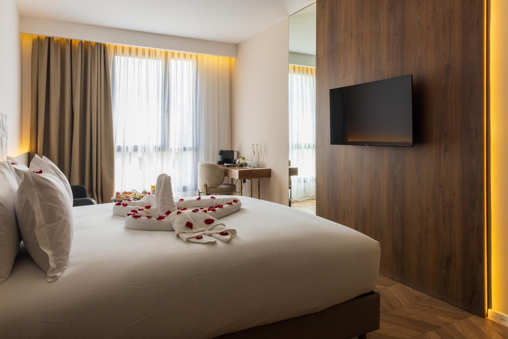 Diagonal Hotel Tangier Bagian luar foto