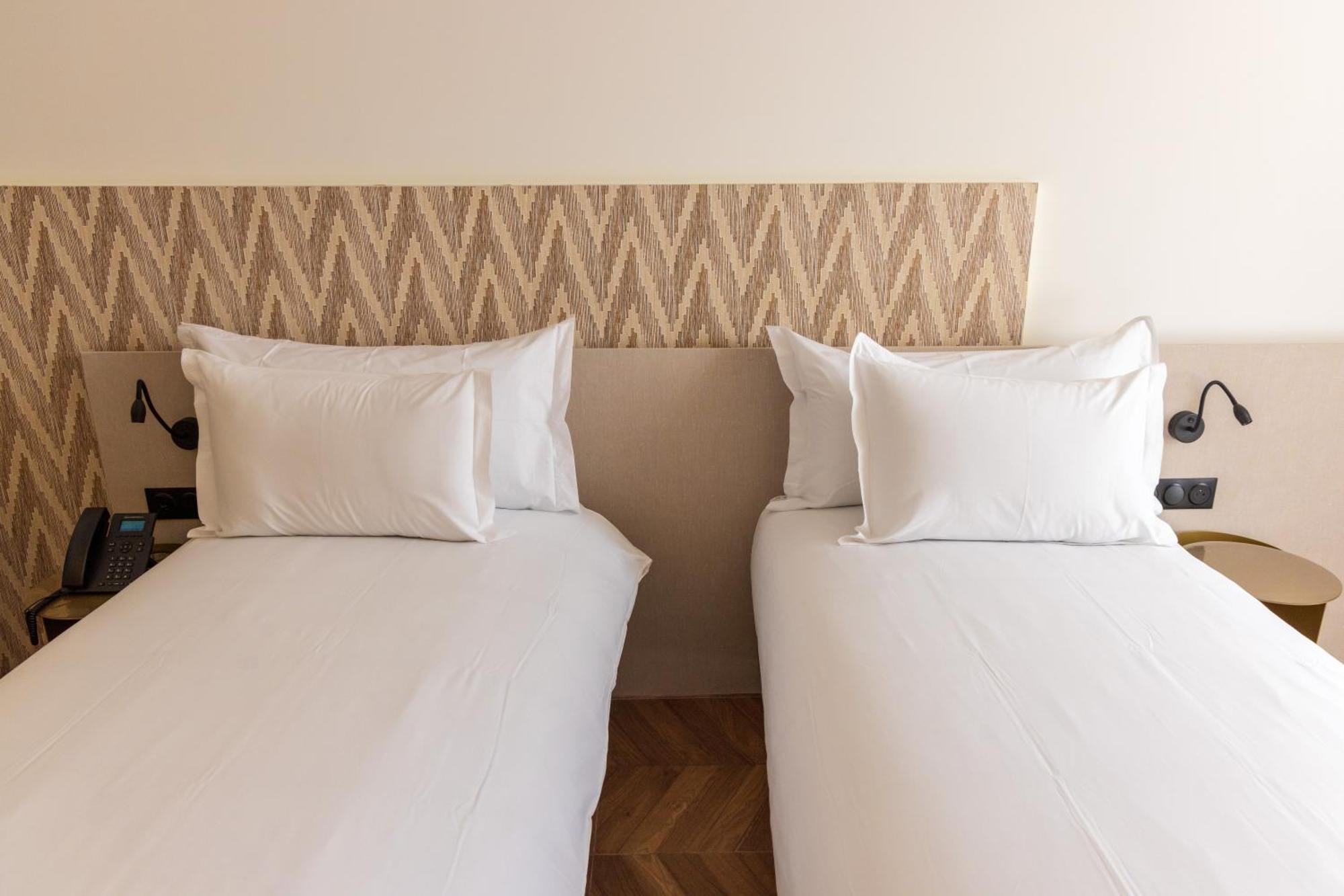 Diagonal Hotel Tangier Bagian luar foto